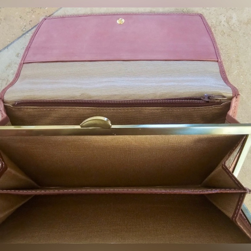 André Valentino Kisslock Wallet•Vintage•Suede Leather• - Picture 3 of 6